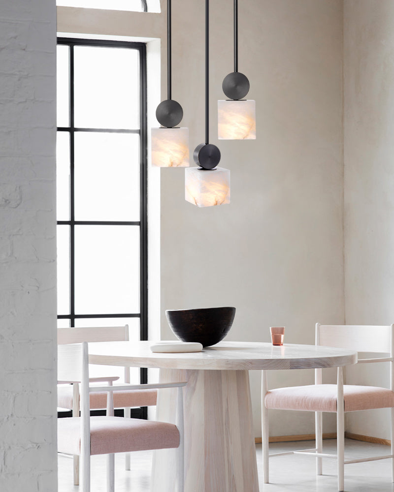 Elegant Adjustable Cable Brass/Black Alabaster Round Pendant Lamps for Dining room