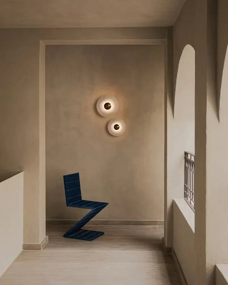 LightsStory Series Geometric Wall Lamp | Round Alabaster Natural veined alabaster planes and polished fluted brass, Polished fluted brass finish for Sophisticated living spaces and bedside accents Modern Art Design Wall Lamp