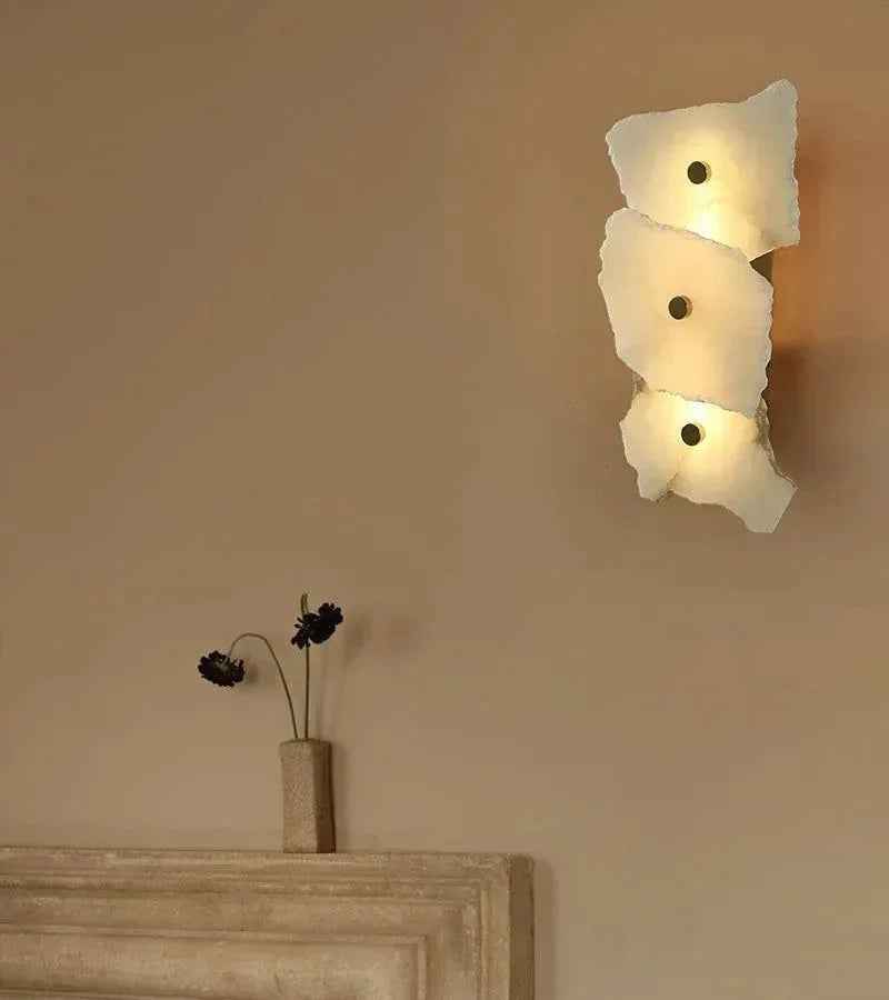 LightsStory Series Geometric Wall Sconce | Multi-head Sculptural Natural White Marble with Polished Brass and Gold Accents, Polished Brass for Modern Living Rooms and Hallways Modern Art Design Wall Lamp