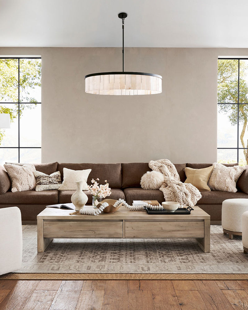 Handcrafted Windham Alabaster Tier Round Chandelier In Brass/Black Finish