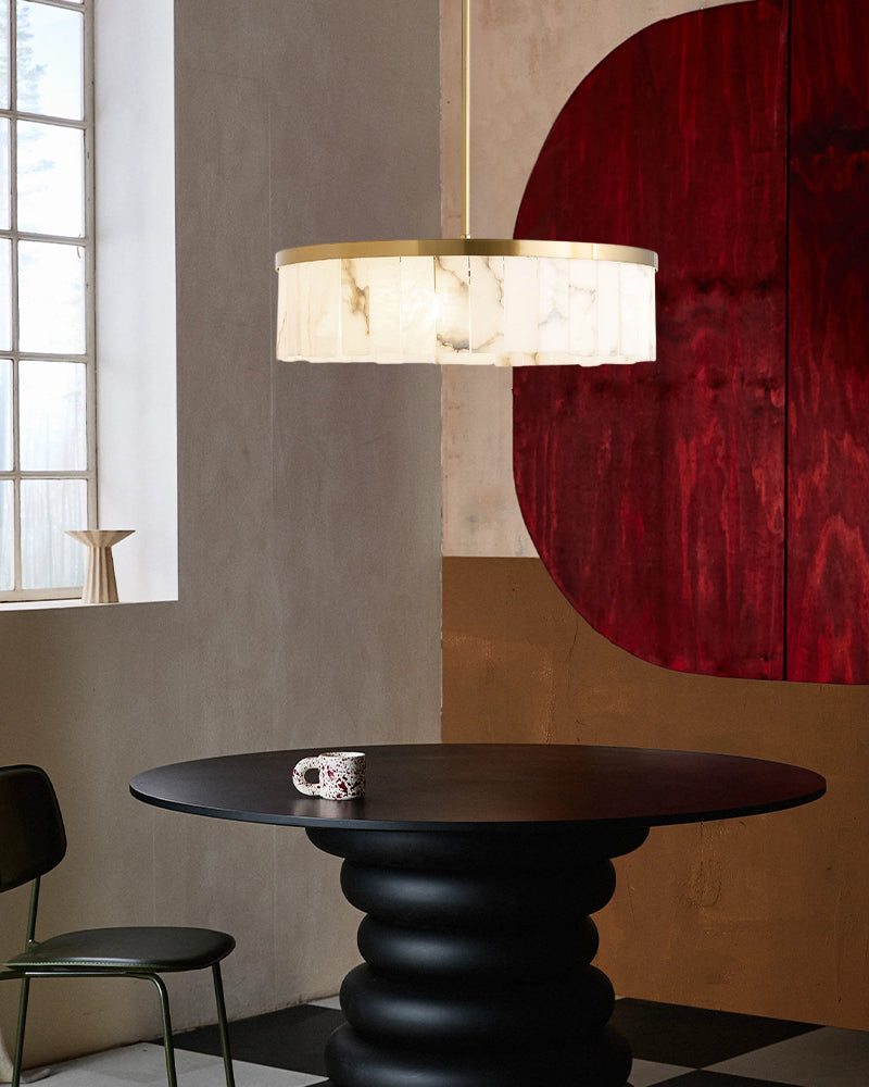 Handcrafted Windham Alabaster Tier Round Chandelier In Brass/Black Finish