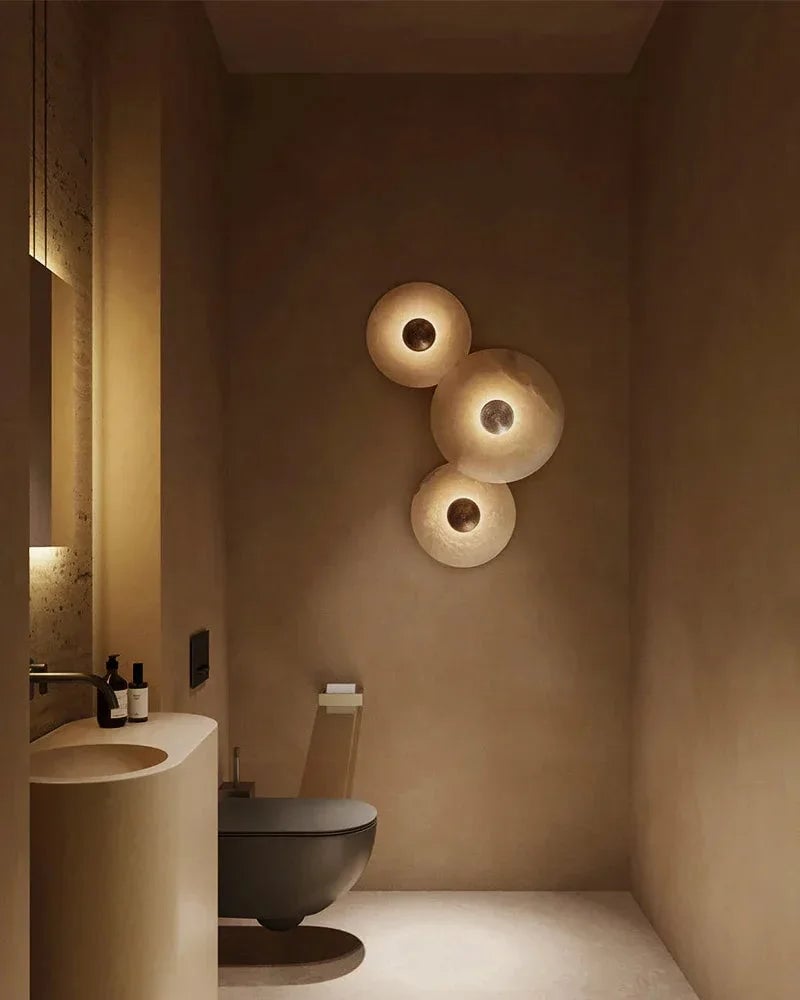 LightsStory Series Geometric Wall Lamp | Round Alabaster Natural veined alabaster planes and polished fluted brass, Polished fluted brass finish for Sophisticated living spaces and bedside accents Modern Art Design Wall Lamp
